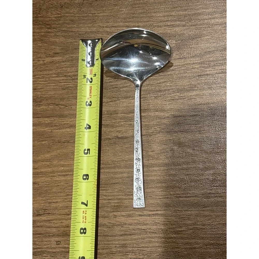 International Silver 1847 Rogers Silverplate  SILVER LACE- 7 Serving Pcs.